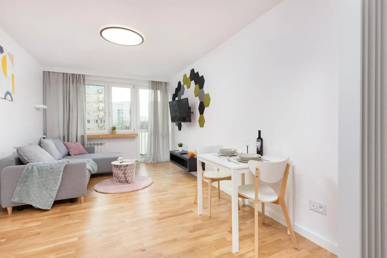 Pomorska Apartament Przy Parku Reagana By Renters Apartment Gdansk Poland